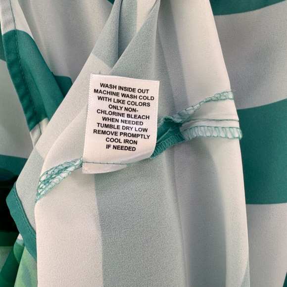 ELLE Tank Top Sz L Green White Stripes Front Floral Print Ladder Stitch neckline - Picture 6 of 6